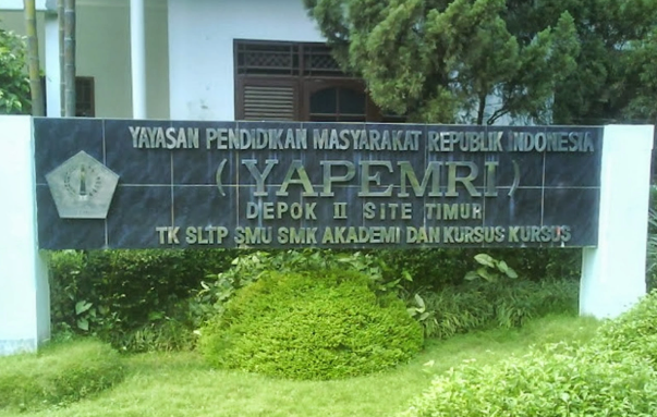 SMA YAPEMRI Depok: Menyongsong Era Digital