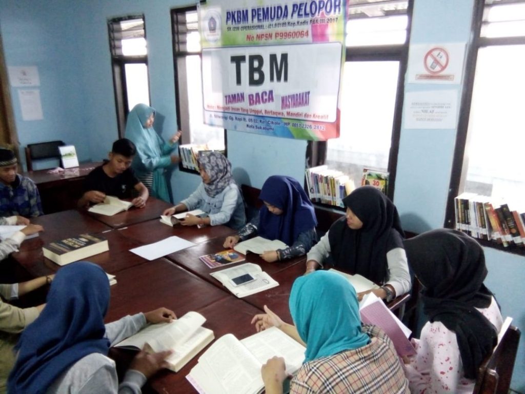 program literasi remaja PKBM Mattarbiyah Cirebon